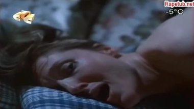 Home intruder rapes housewife